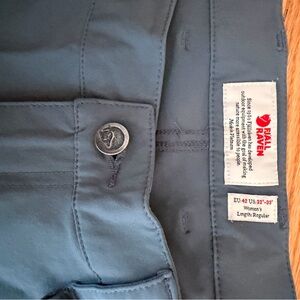 Women's Fall raven NWT